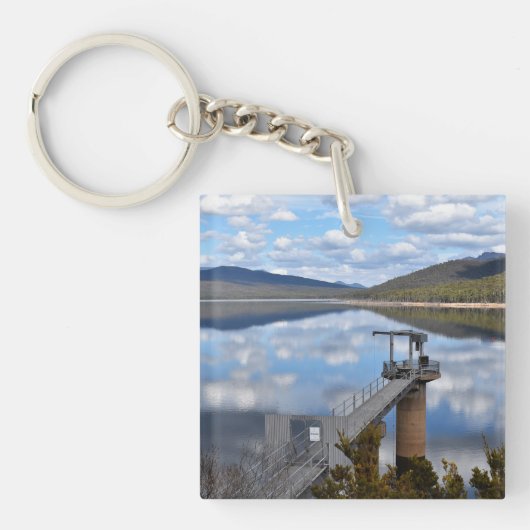 Lake Bellfield wolken op stilstaand water Sleutelhanger (Voorkant)