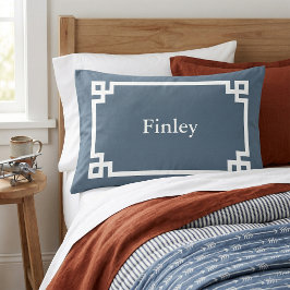 Lake Blue Griekse Sleutel Monogram Standaard Kusse Kussensloop