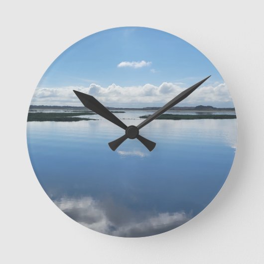 LAKE BLUE RONDE KLOK (Voorkant)