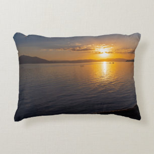 Lake Chapala & bergen langs de horizon bij zonsond Accent Kussen
