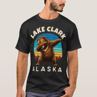 Lake Clark Alaska Dabbing Grizzlybeer T-shirt