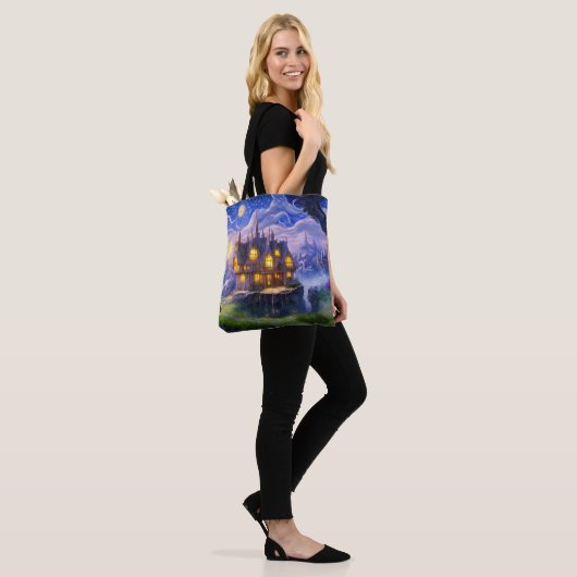Lake House Tote Bag (Op model)