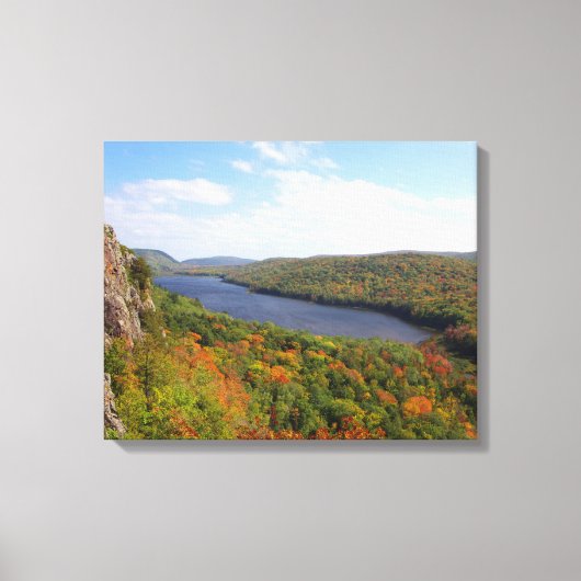 Lake in the Clouds canvas print (Voorkant)