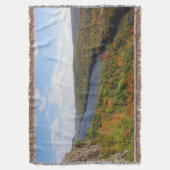 Lake in the Clouds gooien deken (Voorkant Verticaal)