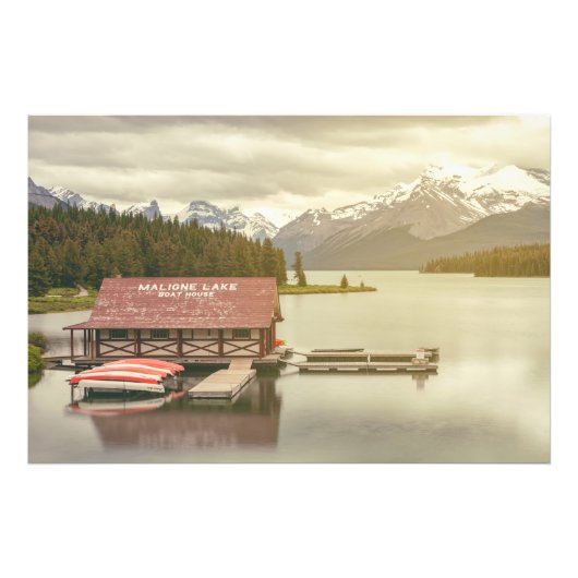 Lake Maligne Boathouse Foto Afdruk (Voorkant)