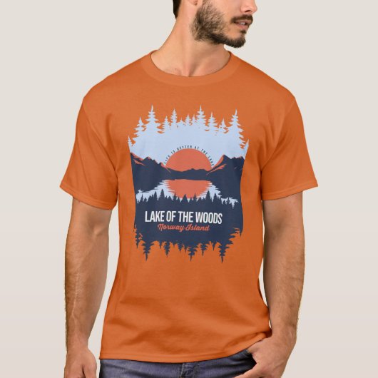 Lake Ofhe Woods Norway Island Lake With Mountain A T-shirt (Voorkant)