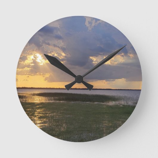 LAKE STUNNER RONDE KLOK (Voorkant)