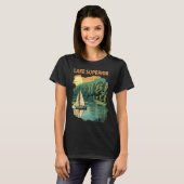Lake Superior Zeilboot Bos Retro Reizen T-shirt (Voorkant volledig)