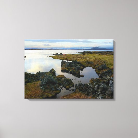Lake uitzicht bij Myvatn canvas print (Voorkant)