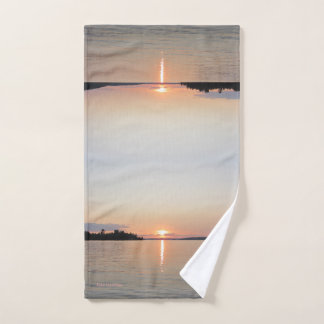 Lake Vermilian Sunset Handdoek