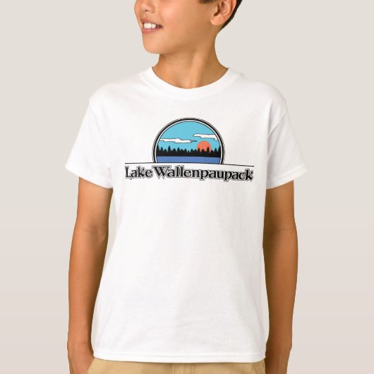 Lake Wallenpauapack Retro Camp T-Shirt (Voorkant)