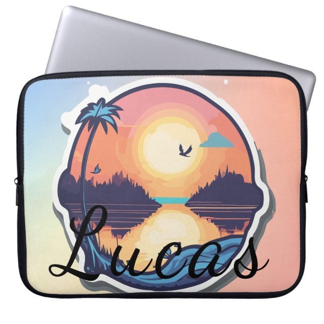 Lakeside Sunrise met Majestic Forest Silhouet Laptop Sleeve (Voorkant)