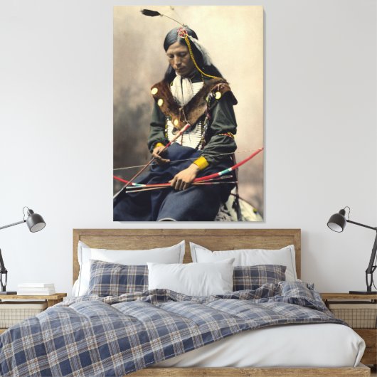 Lakota Chief Bone-Ketting Oglala Canvas Afdruk (Insitu (Slaapkamer))
