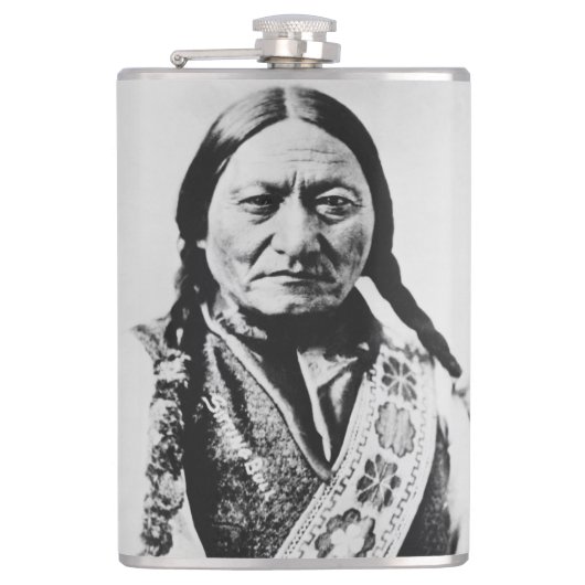 Lakota Chief Surrender: Sitting Bull Fort Buford Heupfles (Voorkant)