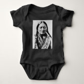 Lakota Chief Surrender: Sitting Bull Fort Buford Romper (Voorkant)