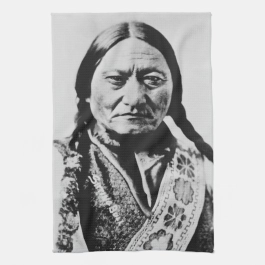 Lakota Chief Surrender: Sitting Bull Fort Buford Theedoek (Verticaal)
