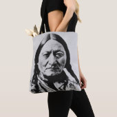 Lakota Chief Surrender: Sitting Bull Fort Buford Tote Bag (Dichtbij)
