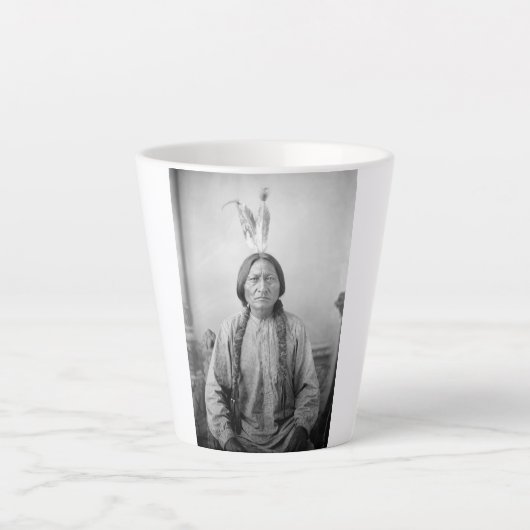 Lakota leider Sitting Bull Indiaanse Indiaan Latte Mok (Voorkant)