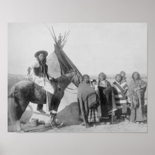 Lakota Vrouwen met zuigelingen en Man op Horseback Poster (Voorkant)