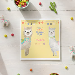 Lama leuke, kleurrijke kinderen verjaardag in geel servet