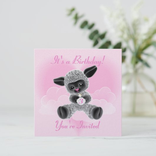 Lamb and Clouds verjaardagsuitnodiging voor kinder Kaart (Staand voorkant)