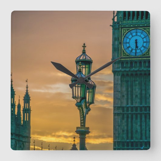Lamppost en Big Ben vierkante wandklok (Voorkant)