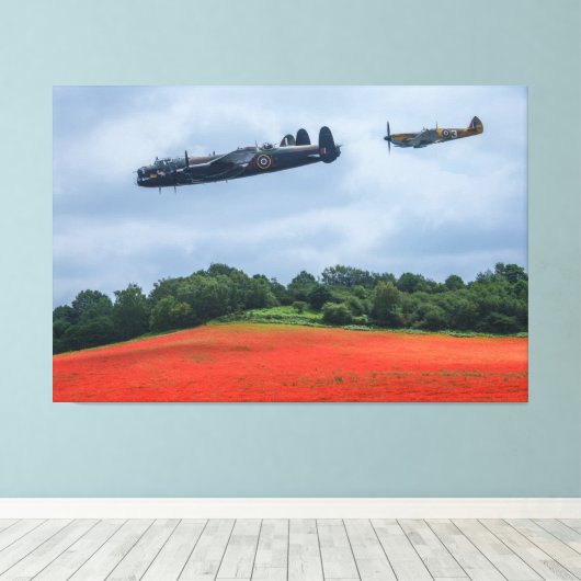 Lancaster Bomber en Hawker Hurricane die over vlie Canvas Afdruk (Insitu (Houten vloer))