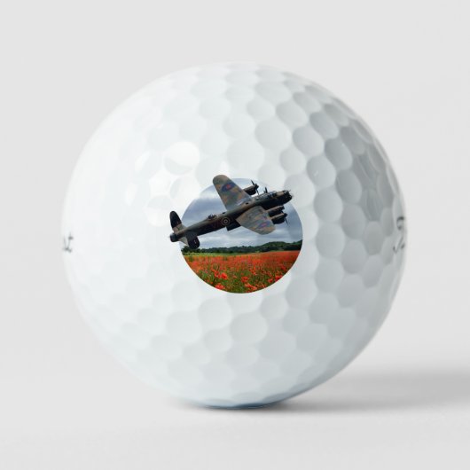 Lancaster Bomber over een papaverveld Golfballen (Voorkant)