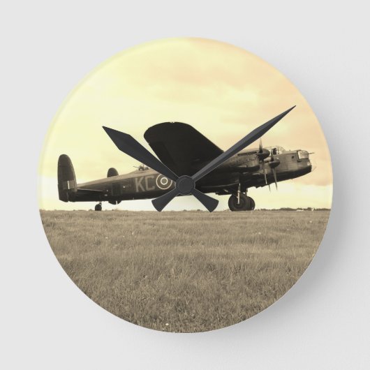 Lancaster Bomber Sepia Tone Ronde Klok (Voorkant)
