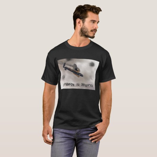 Lancaster-bommenwerper bij het neerstorten van de  t-shirt (Voorkant volledig)