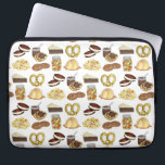 Lancaster, PA Pennsylvania Dutch Amish Foods Laptop Sleeve<br><div class="desc">Illustratie bevat klassieke Amish- en Pennsylvania-Nederlandse voedselfavorieten, zoals: kinkhoefjes, kippasteitaart, zachte pretzels, gingersnap-koekjes, chow-chow, appelboter, shoo-vliegtaart en appeldumplings. Geweldig voor je favoriete foodie, of een fan van PA Dutch cuisine! Dit Amish-voedselontwerp is ook beschikbaar op andere producten. Er zijn ook veel andere zelfgemaakte illustraties beschikbaar. Zie je niet wat je...</div>