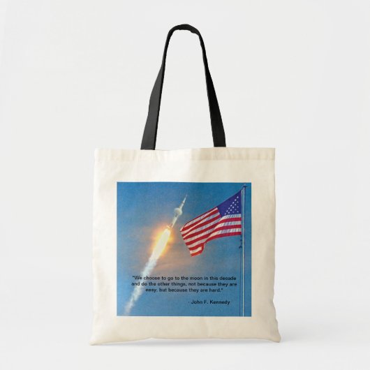 Lancering van Apollo 11 met Amerikaanse vlag Tote Bag (Voorkant)
