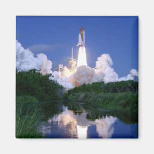 Lancering van Space Shuttle Magneet