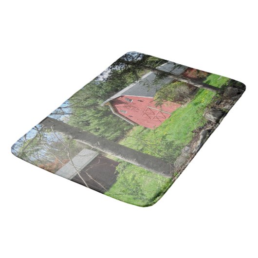 Land Barn Bath Mat (Gekanteld)