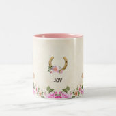 Land Boots & Hoefijzer met bloemen op beige Tweekleurige Koffiemok (Center)