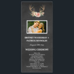 Land Chalkboard Herten gewei bruiloft programma's<br><div class="desc">Country Chalkboard Deer Antler Wedding Programs - beschikt over een krijtbord gedrukte achtergrond met een bloemen- en hertengewei ontwerp aan de bovenkant. Wijzig de demo-foto in een van uw eigen foto's.</div>