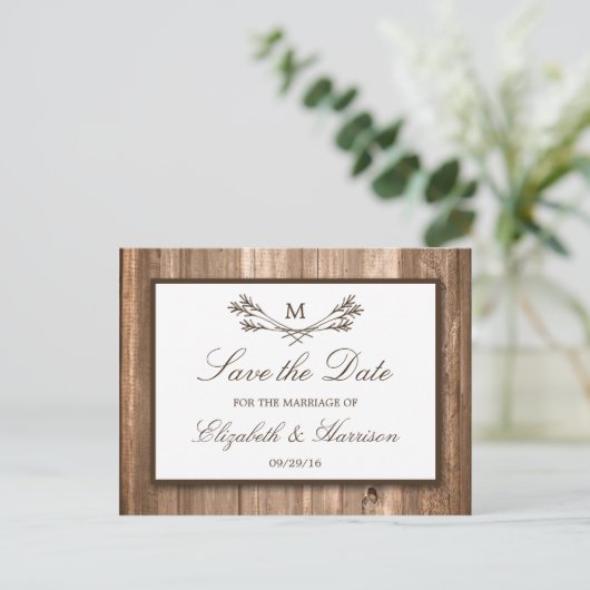 Land Rustic Wood Monogram Branch Save the Date Aankondigingskaart (Staand voorkant)