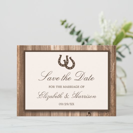 Land Rustisch Hoefijzer, bruin hout bespaart de da Save The Date (Staand voorkant)