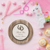 Land Rustisch Hoefijzer en bruin hout Papieren Bordje (Feest)