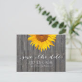 Land Sunflower Barn Wood Weddenschap Save the Date Aankondigingskaart (Staand voorkant)