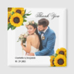 Land Sunflower Foto Weddenschap Favor Gift Magneet<br><div class="desc">Land Sunflower Foto Wedding Favor Gift magnet is uitgerust met rotsachtige achtergrond, zonnebloempitten, tekst- en bruiloft-fotosjabloon. Een perfecte cadeau voor je gasten voor de bruiloft van zonnebloemen. Klik op de knop personaliseren om deze aan te passen met jouw tekst of foto. Ga naar mijn winkel "loveyouart" voor andere of vergelijkbare...</div>