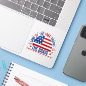 Land Van De Vrijen Dankzij De Dappere Patriottisch Sticker (Laptop met iPhone)