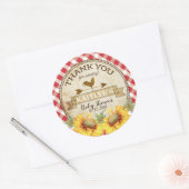 Land Zonnebloemen en Gingham Check Baby shower Ronde Sticker (Envelop)