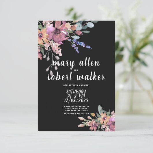 Land zwarte roze lavendel groene bloemetjesbruilof kaart (Staand voorkant)