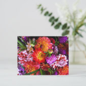 Landbouwers brengen bloemen op de markt briefkaart (Staand voorkant)