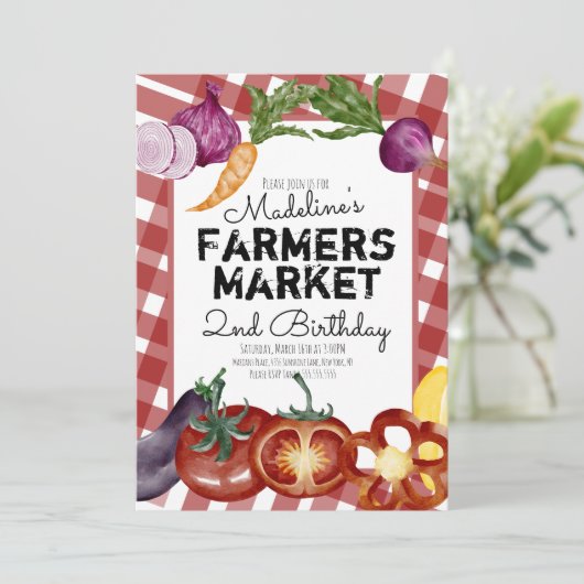 Landbouwers die groenten en fruit op de markt bren kaart (Staand voorkant)