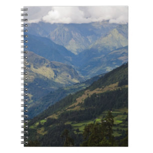 Landbouwgrond en dorp in de Himalaya Notitieboek