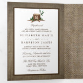 Landelijke bijtende monogramboom en bunkerbruiloft drieluik uitnodiging (Binnenzijde eerst)