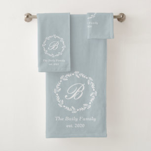 Landelijke blauwe winterkrans familienaam monogram bad handdoek
