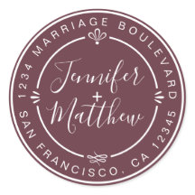 Landelijke bruiloft retouradres bordeauxrood